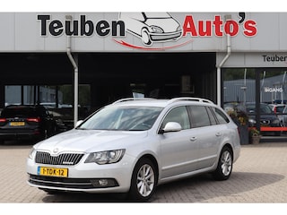Skoda Superb Combi 1.6 TDI Sprint Pro Navigatie, Cruise control, Trekhaak, Stoelverwarming, Elektrische ramen