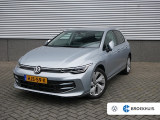 Volkswagen Golf 8.5 1.5 eHybrid Life Edition Adaptive Cruise Control - Parkeercamera - Ambiance Verlichting