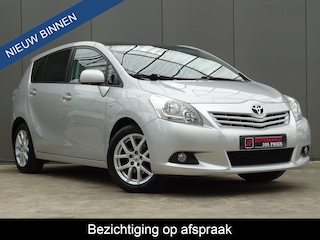 Toyota Corolla Verso 1.8 VVT-i Dynamic Business * PANORAMADAK * NAVI * TREKHAAK !!