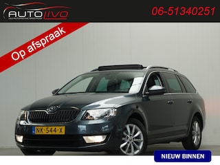 Skoda Octavia Combi 1.6 TDI Greentech Ambition Business H. LEER PANO NAVI APPLE NAVI CLIMA CRUISE PDC etc.