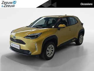 Toyota Yaris Cross Check uitvoering *Automaat*Navigatie+Camera*Climate*Parkeersensoren*4 SEIZOENS BANDEN