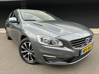 Volvo V60 2.0 T3 Summum // 66.000km // Dealeronderhouden //