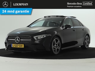 Mercedes-Benz A-klasse 180 Business Solution AMG | Panoramadak | Sfeerverlichting | Augmented Reality | Stoelverwarming | Parkeerpakket met Camera | Inclusief 24 maanden Mercedes-Benz Certified garantie voor Europa.