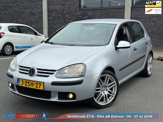 Volkswagen Golf 1.4 FSI Trendline // Airco // PDC // LMV // Scherm // Trekhaak