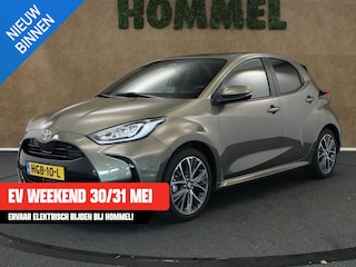 Toyota Yaris 1.5 Hybrid 130 Executive - ORIGINEEL NEDERLANDSE AUTO - HEAD-UP DISPLAY - PARKEERSENSOREN VOOR EN ACHTER - KEYLESS ENTRY & START - ADAPTIVE CRUISE CONTROL - NAVIGATIE - STOEL EN STUUR VERWARMING