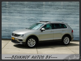 Volkswagen Tiguan 1.5 TSI ACT Business Trekhaak Carplay Panorama