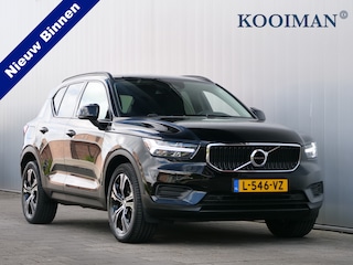 Volvo XC40 1.5 T2 130pk Momentum Core Apple Carplay / Winterpakket / Camera