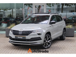 Skoda Karoq 1.5 TSI ACT SportLine 150pk I Pano I Navi I Camera I Leder I Stoelverwarming I Virtual