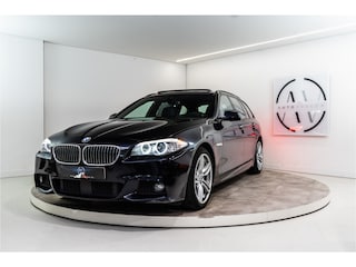 BMW 5-serie Touring 530d High Executive M Sport 259PK | Pano | HUD | Softclose | VOL!