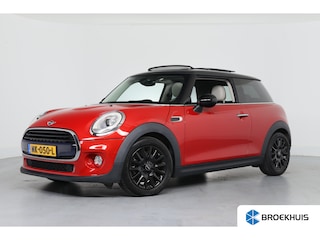 Mini Cooper 1.5 Serious Business | Panodak | Leder | Sportstoelen | Led | Navigatie | Cruise Control | Parkeersensoren