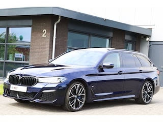 BMW 5-serie Touring 540i xDrive M Sport NP. € 122K Laser Pano 20 inch