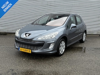 Peugeot 308 1.6 VTi XT Trekhaak Pano dak.