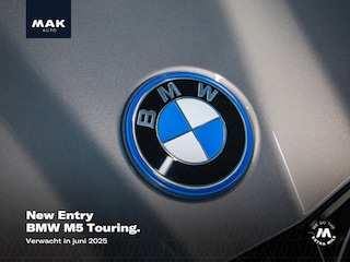 BMW 5-serie Touring V8 M Hybrid, Akrapovič, M Performance, H&R, M Drivers Package, Ultimate Package, ceramic, B&W, 21", pano, tr.haak, stl.ventilatie, memory, carbon