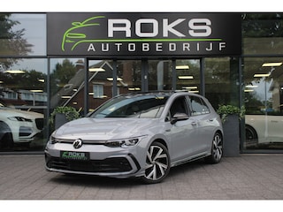Volkswagen Golf 1.5 eTSI R-Line Business Automaat Navi/Camera/Sfeerverlichting/Matrix/IQ/Virtual/H-leder/18Inch