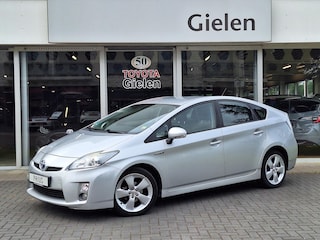 Toyota Prius 1.8 Full Hybrid Aspiration | 17 inch, Keyless, Head up display, Parkeersensoren, Cruise control, Climate control