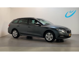 Skoda Octavia Combi 1.0 TSI 110pk Business Edition Virtual Cockpit Navigatie Parkeersensoren