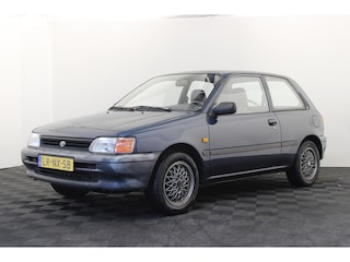 Toyota Starlet 1.3i *Hemelvaart geopend*