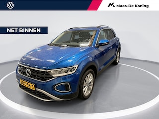 Volkswagen T-Roc 1.5 Tsi 150pk DSG Life Edition · Keyless · Camera · Apple/Android Car Play · Dodehoek Detectie · P-Sensoren · 17'' Inch · Garantie t/m 05-08-2028 of 100.000km