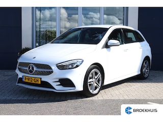 Mercedes-Benz B-klasse 250 e AMG Line | Cruise Control | Trekhaak | Stoelverwarming | Camera | Alcantara | Keyless | Navi | Carplay | Carbon | Sfeerverlichting |