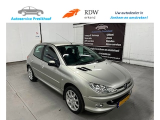 Peugeot 206 1.4 Forever AIRCO / NAP / LM VELGEN