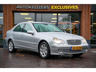 Mercedes-Benz C-klasse 180 K. Elegance Airco Navi Parkeersensoren 16"L.M. Multifunctioneel stuurwiel