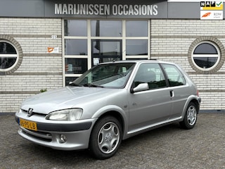 Peugeot 106 1.1 Sport |PANO|
