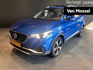 MG ZS EV Luxury 45 kWh Eerste eigenaar - Clima - Carplay - Panoramadak - Leder interieur - Camera - All seasonbanden