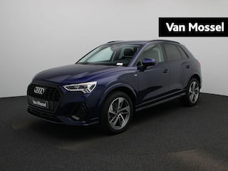 Audi Q3 45 TFSI e S edition | Automaat | Sfeerverlichting | 19'' lichtmetalen velgen | Camera | Stoelverwarming | Apple Carplay / Android Auto | Privacy glass | Adaptieve cruisecontrol