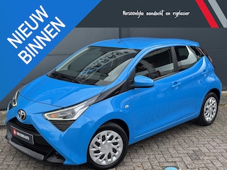 Toyota Aygo 1.0 VVT-i x-play / Geen Import / 100 % Onderhoud