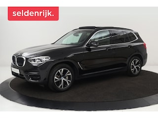 BMW X3 xDrive30e Advantage | Head-Up | Panoramadak | Adaptive cruise | Stoelverwarming | Carplay | Camera | Live Cockpit | Adaptive LED | Sfeerverlichting | Navigatie