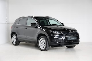 Skoda Karoq 1.5 TSI ACT 150PK BUSINESS ED. Pano/Virtual/Trekh/Stoelverw