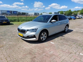 Skoda Scala 1.0 TSI 110 pk Sport Business | Airco (automatisch) | Apple Carplay/Android Auto|telefoonintegratie premium | Buitenspiegels elektrisch verstel- en verwarmbaar