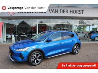 Ford Focus 1.0-155pk EcoBoost Mild-Hybrid 'Active' AUTOMAAT ! Trekgewicht 1.500kg ! Slechts 6.450km ! Ruim €. 9.000,- beneden de nieuwprijs ! Volautm. airco dual, navigatie, telefoonvoorb., adaptive cruise control, LED verlichting, metallic lak, camera, front-, lane- en side assist, LM wielen, Isofix etc.