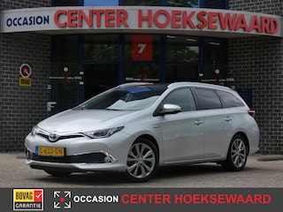 Toyota Auris TS 1.8 Hybrid Aut Executive | Skyview Panoramisch dak |
