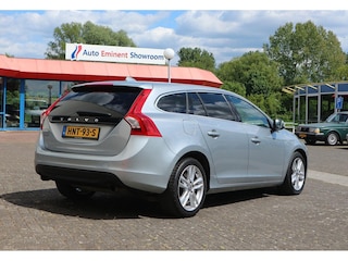 Volvo V60 1.6 T4 Summum aut youngtimer