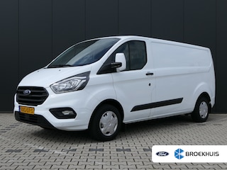 Ford Transit Custom 300 2.0 TDCI L2H1 Trend | Trekhaak | Camera | 3-Zits | CarPlay/Android Auto | Stoelverwarming | Verwarmde Voorruit | Cruise Control | DAB