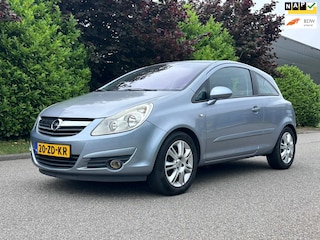 Opel Corsa 1.2-16V Cosmo Cruise*Clima*NAP*Trekhaak*LM velgen*Half leder*