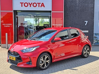 Toyota Yaris 1.5 Hybrid 115 Dynamic COMFORT-PACK PDC BLIND-SPOT APPLE CARPLAY & ANDROID AUTO