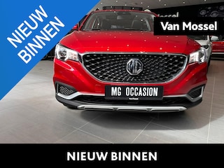 MG ZS EV Luxury 45 kWh | Keyless entry | Stoelverwarming | Leatherette bekleding | 17 "LMV | Afneembare Trekhaak |