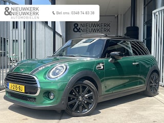 Mini Cooper 1.5 60 Years Edition | AUTOMAAT | HEAD-UP DISPLAY | LEDER | SCHUIF/KANTELDAK | CARPLAY/ANDROID | CAMERA | HARMAN/KARDON | NAVI | CRUISE CONTROL | PDC V+A | CLIMATE CONTROL | LMV 17'' | STOELVERWARMING