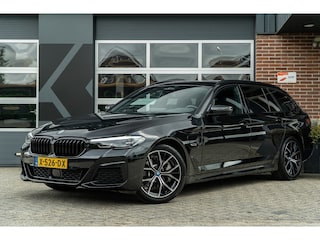 BMW 530 530e Business Edition Plus | M Sport | Leder | Camera | ACC | Trekhaak | 19 Inch |