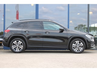 Mercedes-Benz GLA 250e Business Solution Luxury Limited PANORAMADAK BURMESTER SFEER TREKHAAK