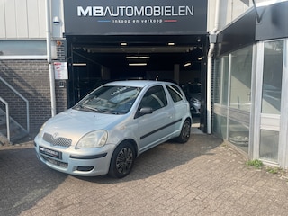 Toyota Yaris 1.3 VVT-i Idols/Airco/Apk/Nap/Trekhaak/Nette Auto!!