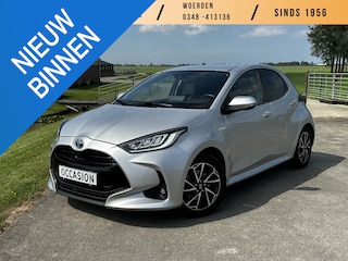 Toyota Yaris 1.5 Hybrid Style | 16'' VELGEN | PARKEERCAMERA | APPLE CARPLAY |