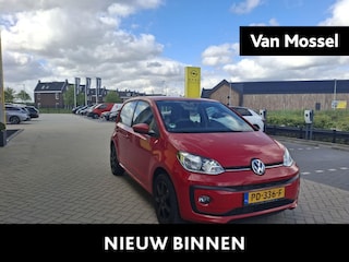 Volkswagen Up 1.0 BMT high up! | Airco | Parkeersensoren achter