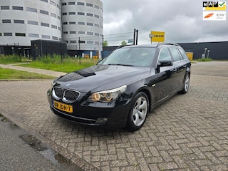 BMW 5-serie Touring 525d/AUTOMAAT/PANO/LEDER/TOPONDERHOUDEN