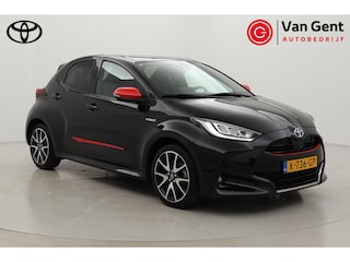 Toyota Yaris 1.5 Hybrid Executive | Navigatie | Head-up display | JBL | Dodehoek detectie | Stoelverwarming | Parkeersensoren voor/achter | 17 inch