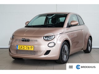 Fiat 500 42 kWh | Camera | Stoel & Stuurverwarming | Apple Carplay & Android Auto | Style Pack | Parkeersensoren |