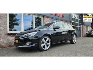 Opel Astra 1.6 Turbo Sport 180PK! Airco! NAP! Cruise Control! Nette Auto! PDC!