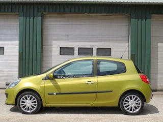 Renault Clio 1.4-16V DYNAM.LUXE